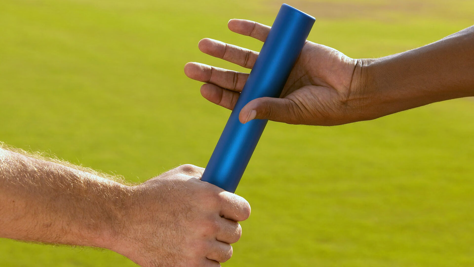 比赛回顾：精彩瞬间不断，令人过瘾！，比赛回顾_精彩瞬间不断,令人过瘾的英文